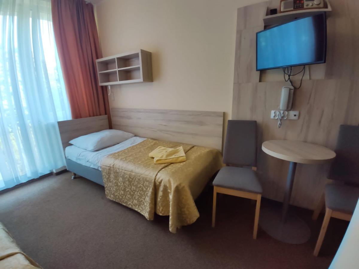 Centrum Rehabilitacji Rolnikow Krus "Sasanka" W Swinoujsciu Swinoujscie Luaran gambar